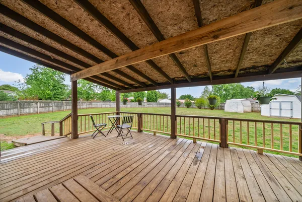 $189,900 | 709 Pineridge Drive, Hopkinsville, KY 42240