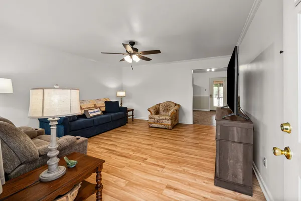 $189,900 | 709 Pineridge Drive, Hopkinsville, KY 42240