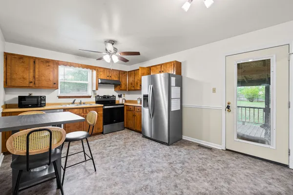$189,900 | 709 Pineridge Drive, Hopkinsville, KY 42240