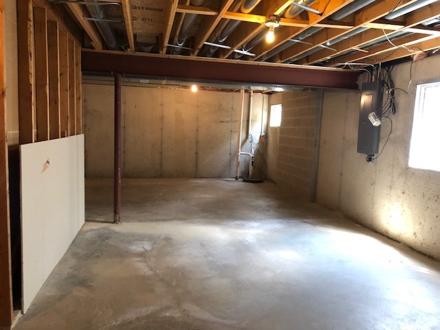 2845 Berman Road North Aurora, IL 60542 - Photo 20 of 23 a view of empty room