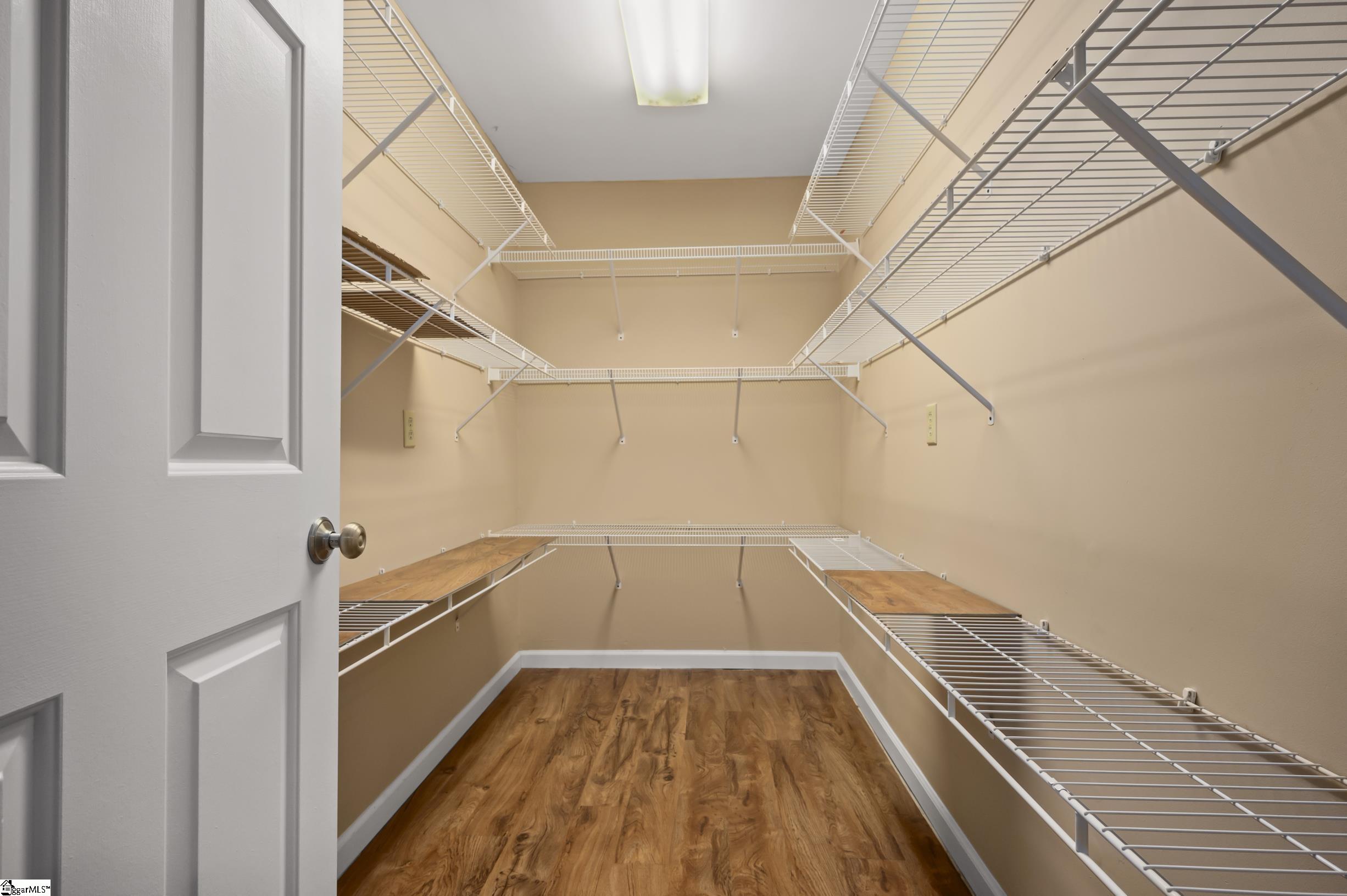 77 Chestnut Street, Unit OAK 301 Tryon, NC 28782 - Photo 34 of 39