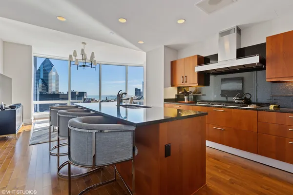 $8,750 | 401 North Wabash Avenue, Unit 46G, Chicago, IL 60611