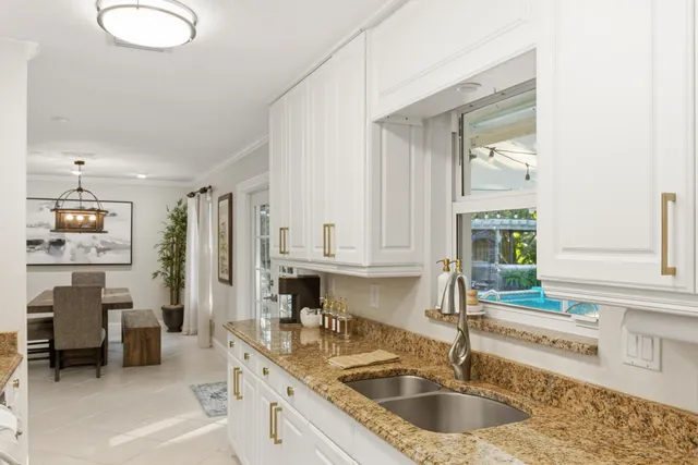 $7,000 | 1905 Meadow Court, Palm Springs, FL 33406