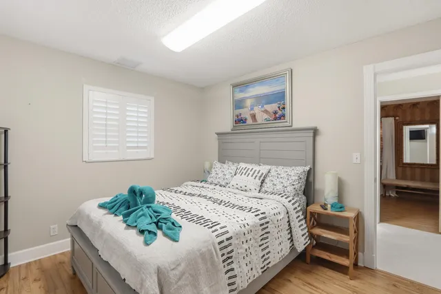 $7,000 | 1905 Meadow Court, Palm Springs, FL 33406