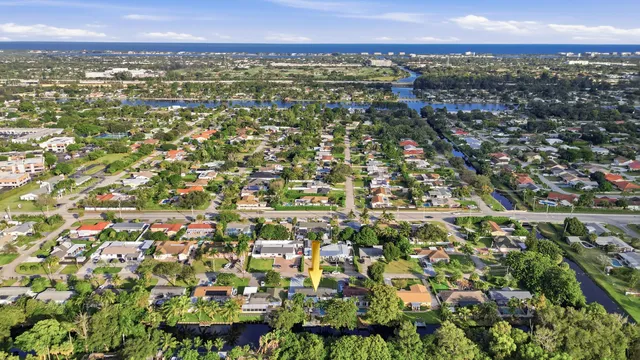 $7,000 | 1905 Meadow Court, Palm Springs, FL 33406