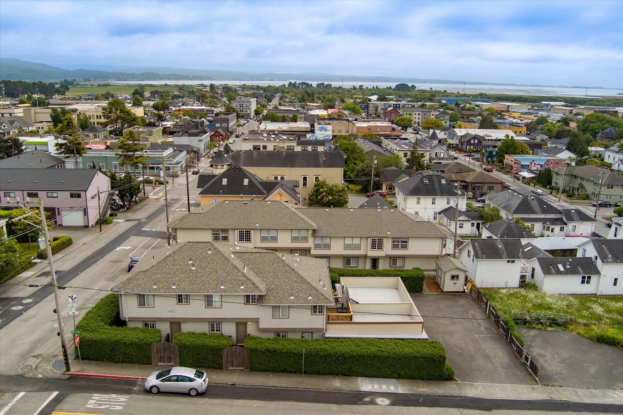 825 12th Street Arcata, CA 95521 - Photo 3 of 62