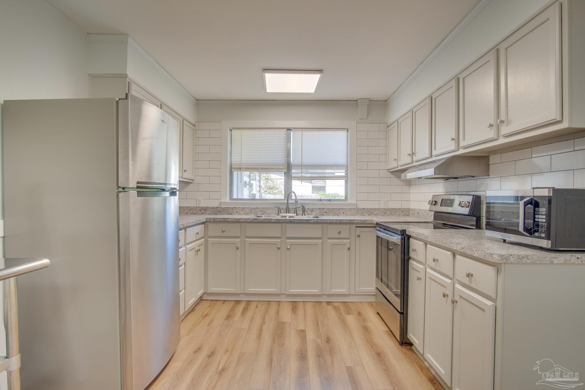 3371 Wellington Road Pensacola, FL 32504 - Photo 11 of 39