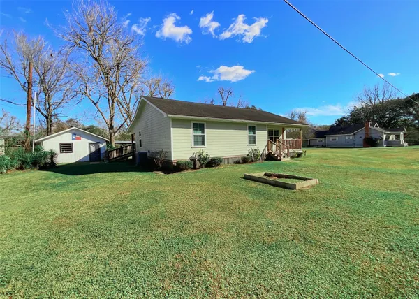 $192,000 | 975 South Ann Street, Sour Lake, TX 77659