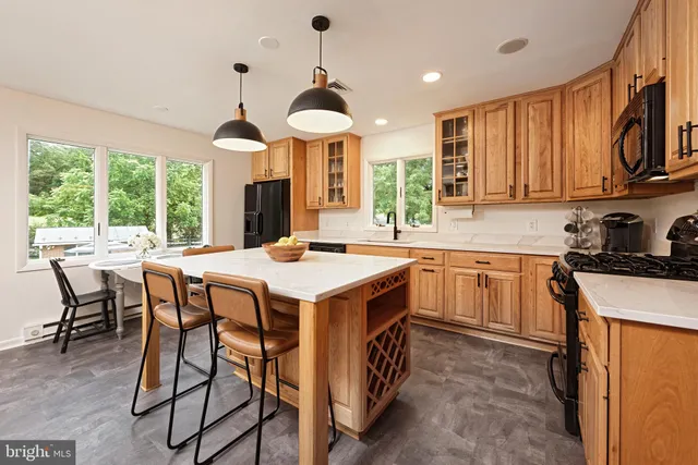 $899,000 | 1170 Parker Street, Upperville, VA 20184