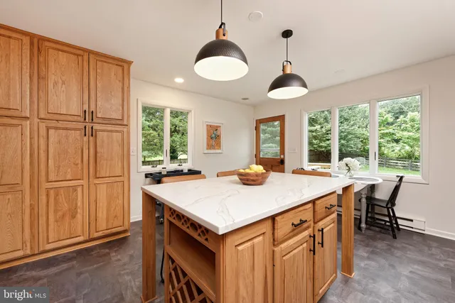 $899,000 | 1170 Parker Street, Upperville, VA 20184