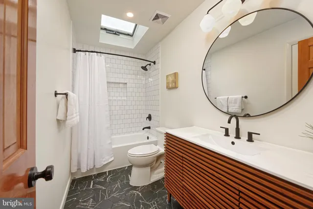 $899,000 | 1170 Parker Street, Upperville, VA 20184