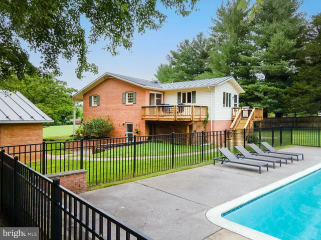 $899,000 | 1170 Parker Street, Upperville, VA 20184