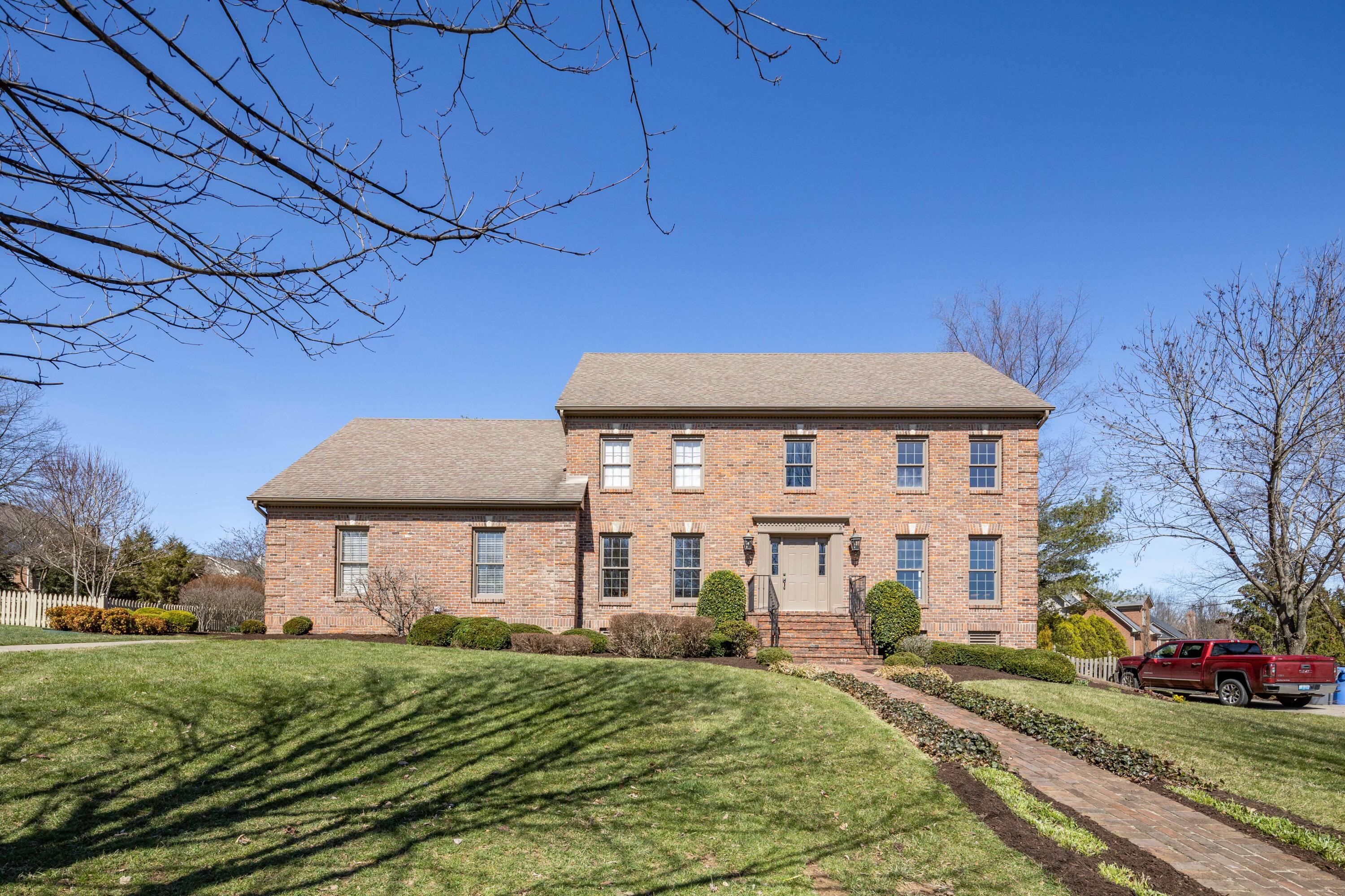 2217 Vinewood Road Lexington, KY 40515 - Photo 2 of 38 2217 Vinewood (32 of 33)