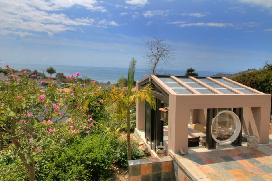 170 Valencia Road Summerland, CA 93067 - Photo 1 of 23 LV/Dining & Kitchen View