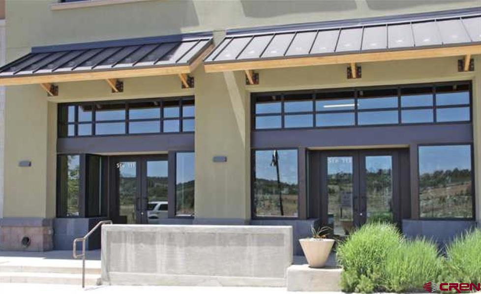 a view of entryway front of house