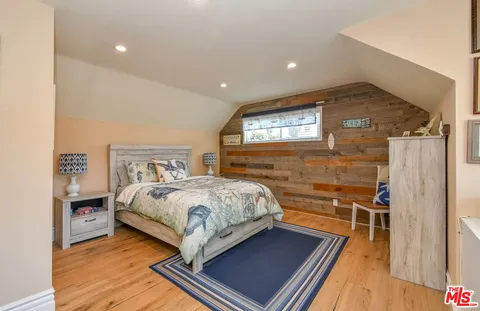 $1,328,000 | 10828 Amigo Avenue, Porter Ranch, CA 91326