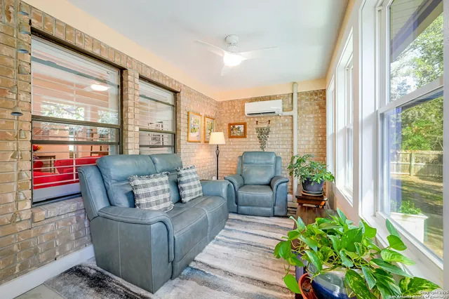 $375,000 | 2010 Daylight Crest, San Antonio, TX 78230