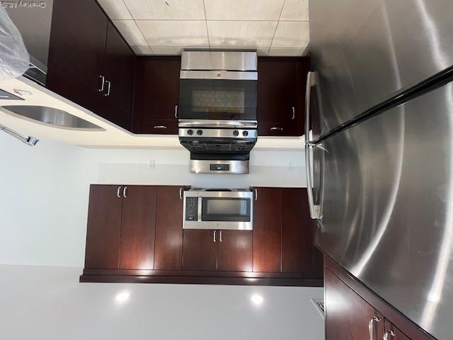 1 Kirkwood Road, Unit B Port Washington, NY 11050 - Photo 2 of 8