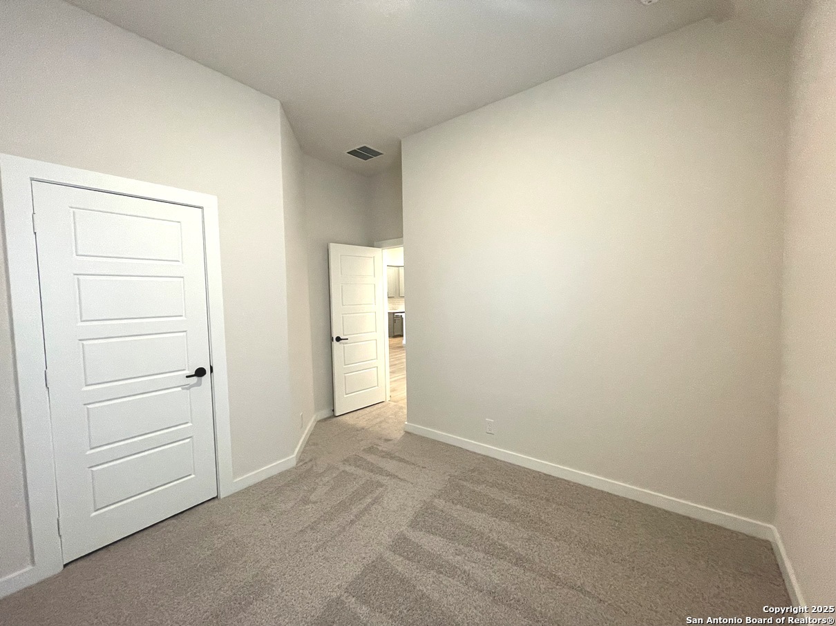116 Radnor Road New Braunfels, TX 78130 - Photo 14 of 26 a view of an empty room