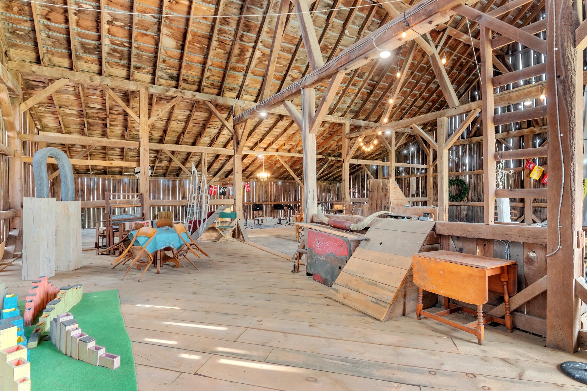 2500 North Mork Road Suttons Bay, MI 49682 - Photo 40 of 73