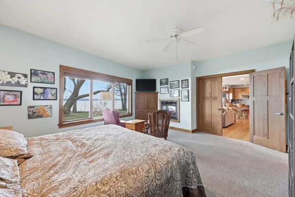 $1,600,000 | 633 North Shore Drive, Detroit Lakes, MN 56501