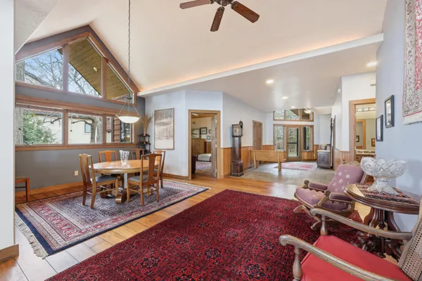 $1,600,000 | 633 North Shore Drive, Detroit Lakes, MN 56501
