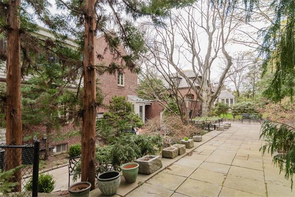 46 Prentice Road Newton, MA 02459 - Photo 13 of 14 Gallery Image 13