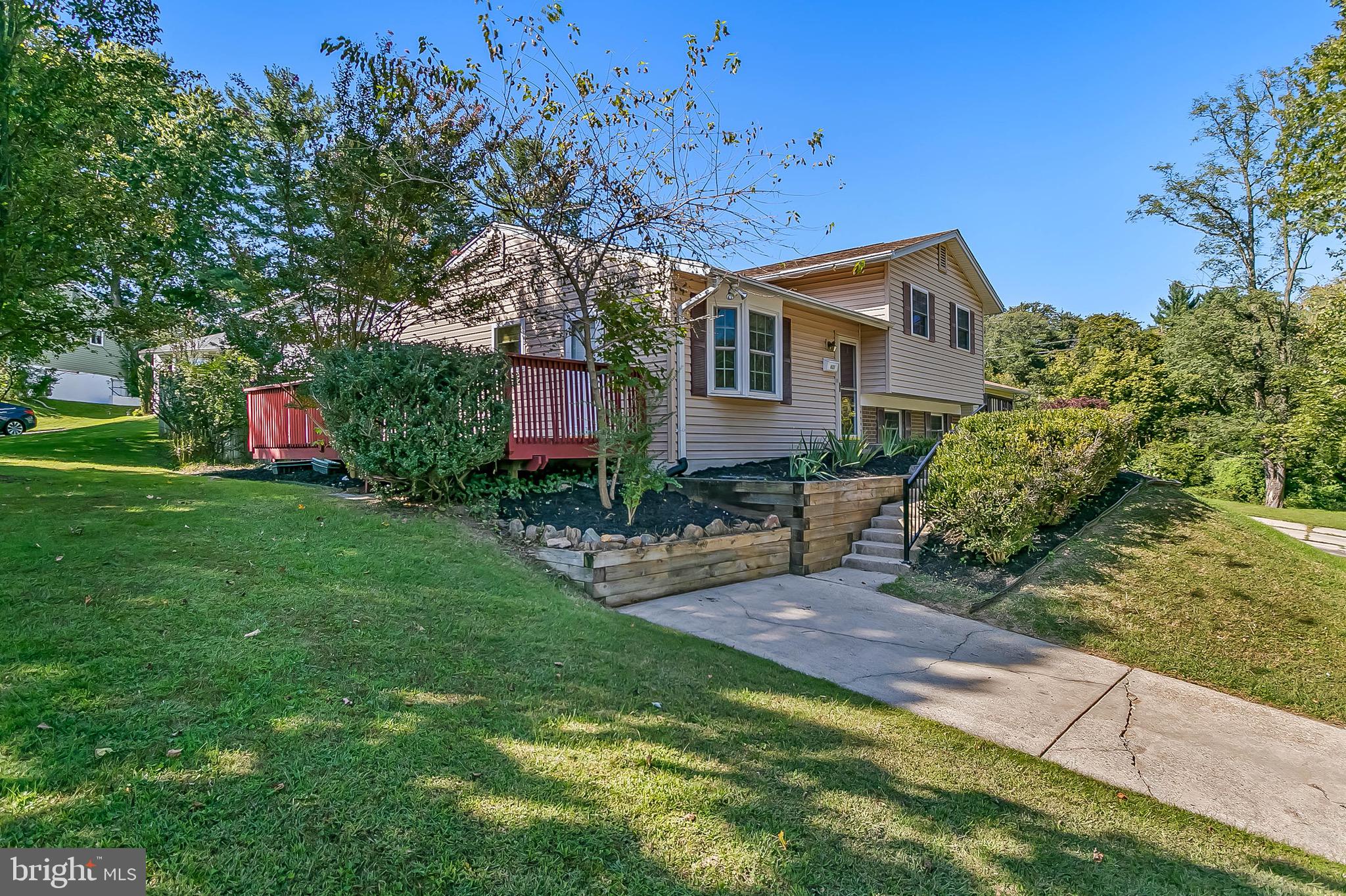 622 Denham Road Rockville, MD 20851 - Photo 3 of 45 Gallery Image 3