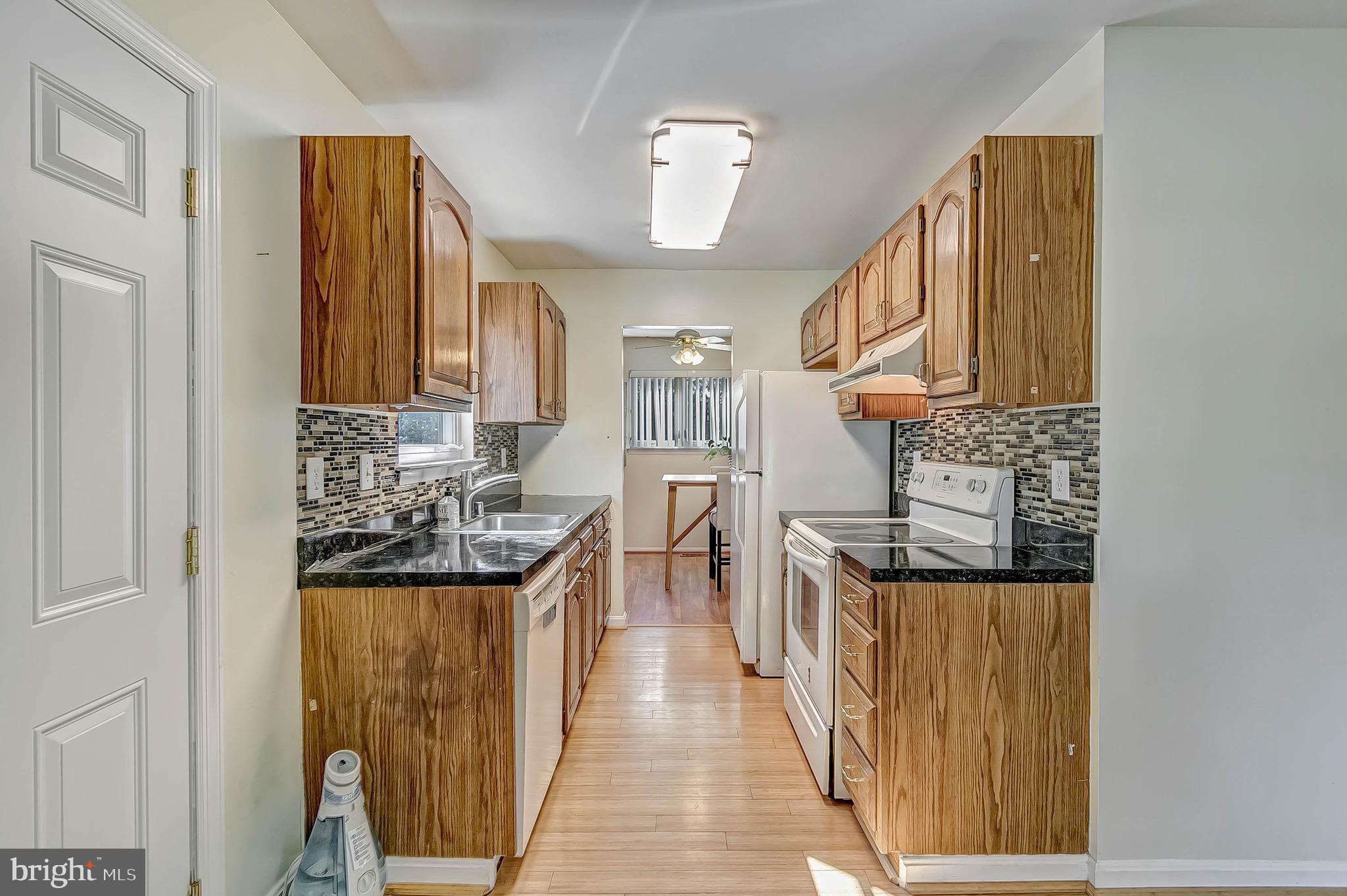 622 Denham Road Rockville, MD 20851 - Photo 5 of 45 Gallery Image 5