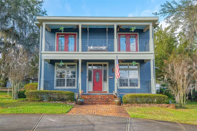 $2,950 | 126 East Palmetto Avenue, Howey-in-the-Hills, FL 34737