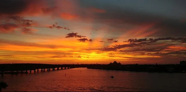 $599,000 | 6265 Sun Boulevard, Unit 806, St. Petersburg, FL 33715