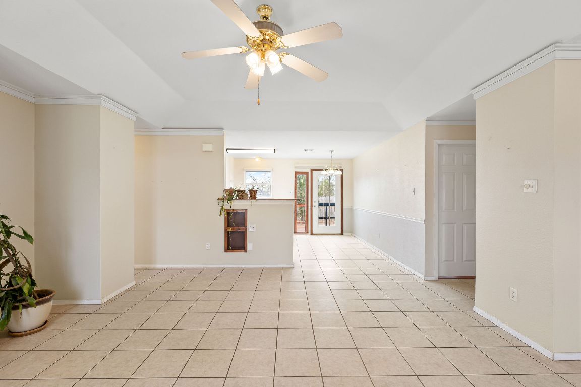 112 Amherst Court Kyle, TX 78640 - Photo 9 of 38