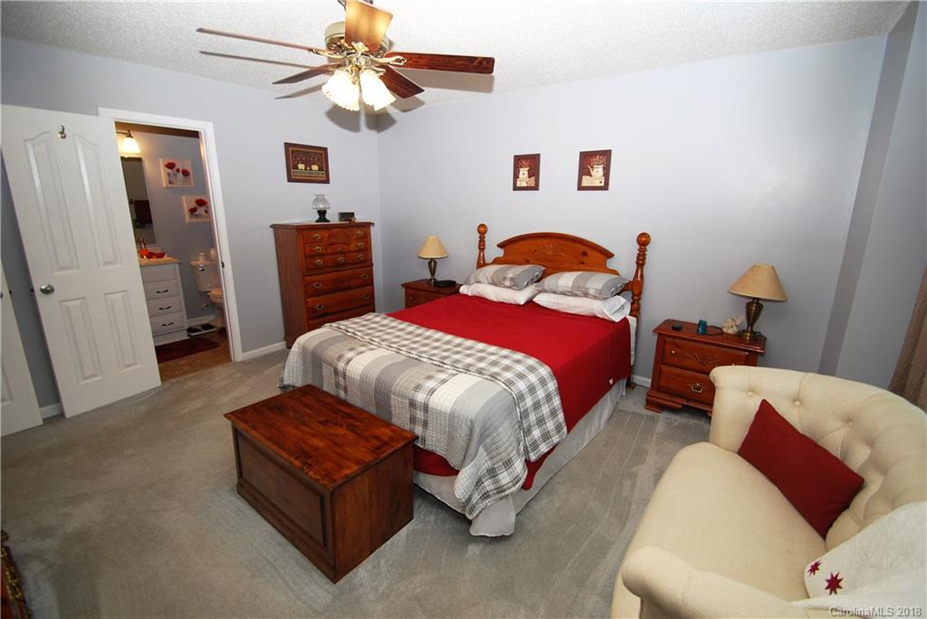 911 River Trail Road Lowell, NC 28098 - Photo 15 of 36 Gallery Image 15