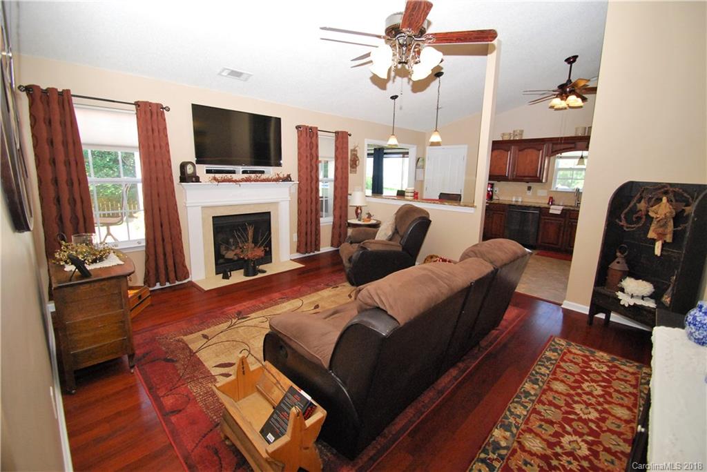 911 River Trail Road Lowell, NC 28098 - Photo 6 of 36 Gallery Image 6