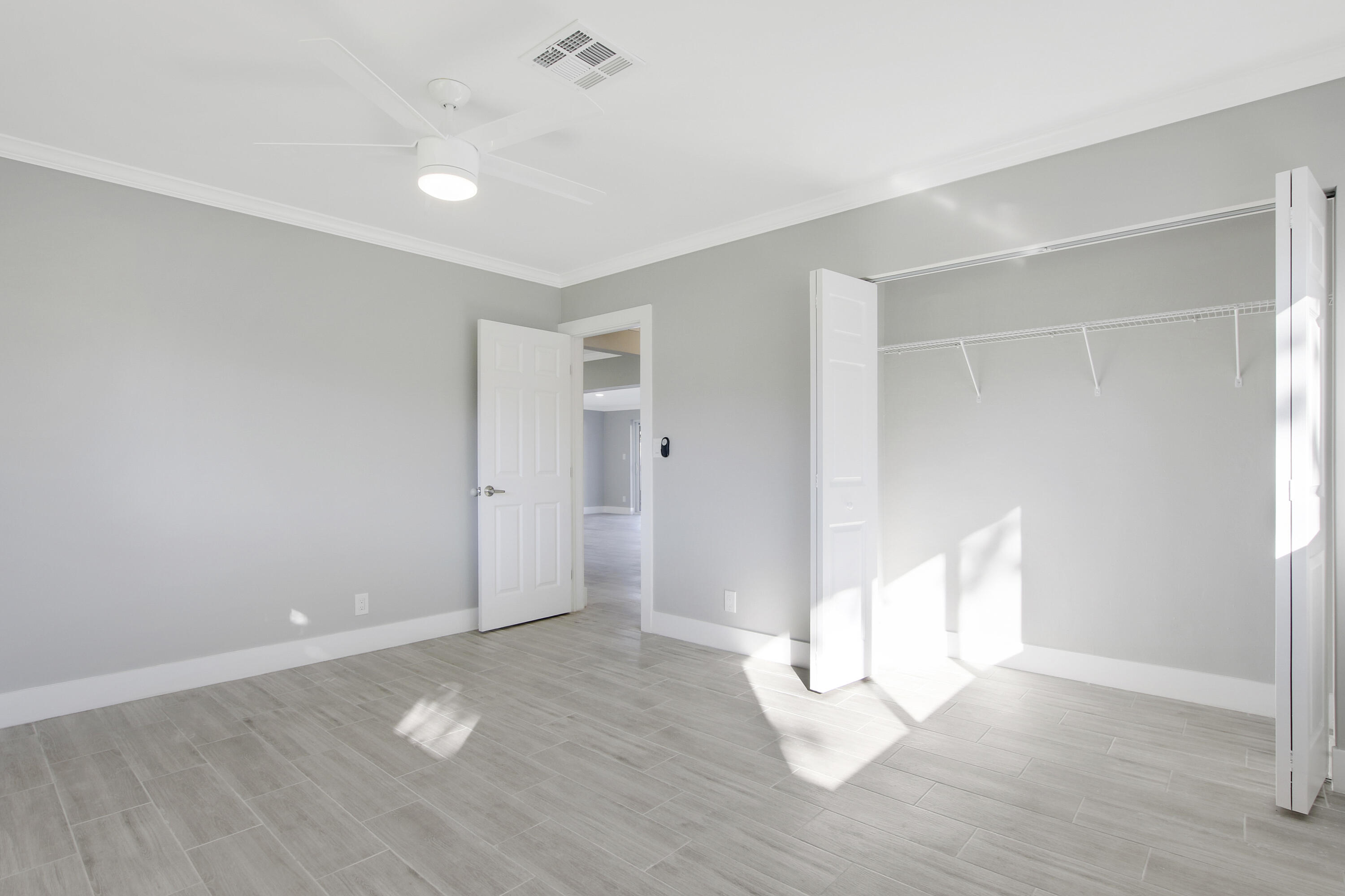 2241 Northeast 35th Court Lighthouse Point, FL 33064 - Photo 10 of 17 House-2