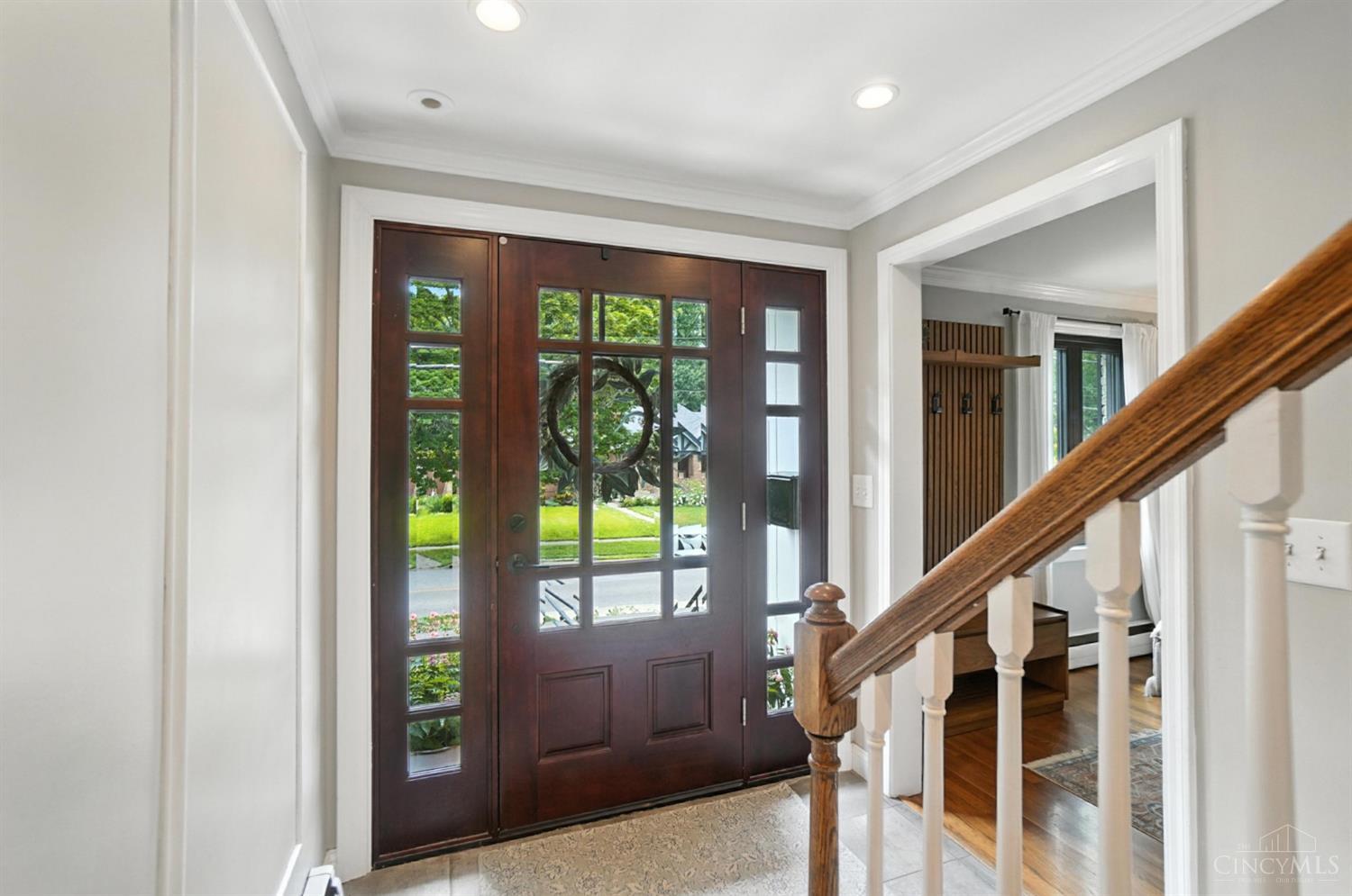 3862 Settle Road Mariemont, OH 45227 - Photo 4 of 56