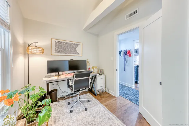 $319,000 | 25 Whippoorwill Road, Southington, CT 06489