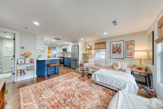 $319,000 | 25 Whippoorwill Road, Southington, CT 06489