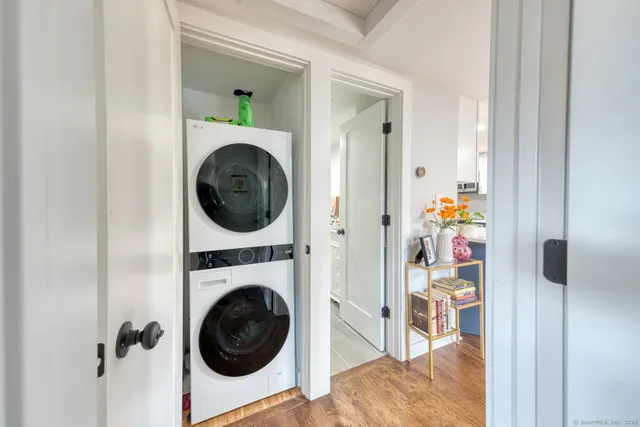 $319,000 | 25 Whippoorwill Road, Southington, CT 06489