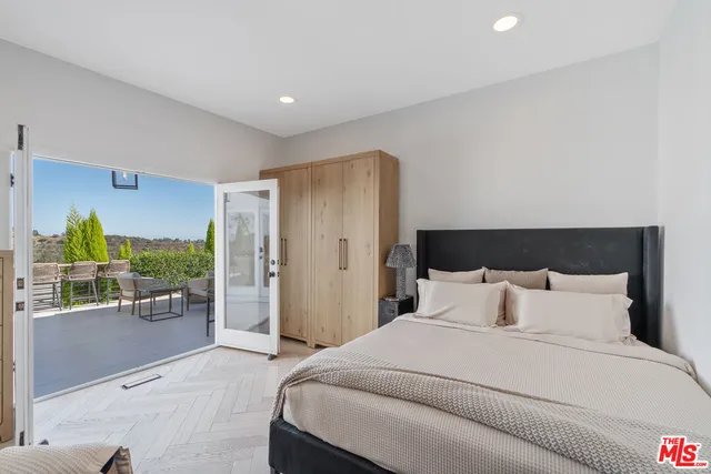 $12,000 | 3479 Wonder View Drive, Los Angeles, CA 90068