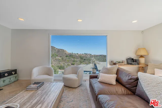 $12,000 | 3479 Wonder View Drive, Los Angeles, CA 90068