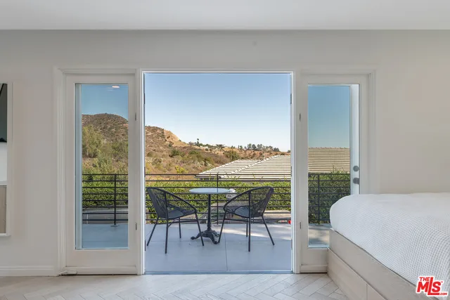 $12,000 | 3479 Wonder View Drive, Los Angeles, CA 90068