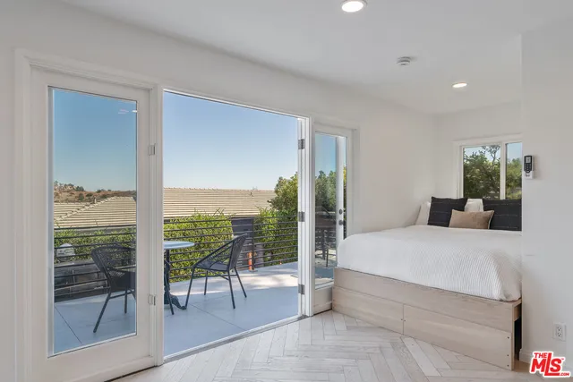 $12,000 | 3479 Wonder View Drive, Los Angeles, CA 90068