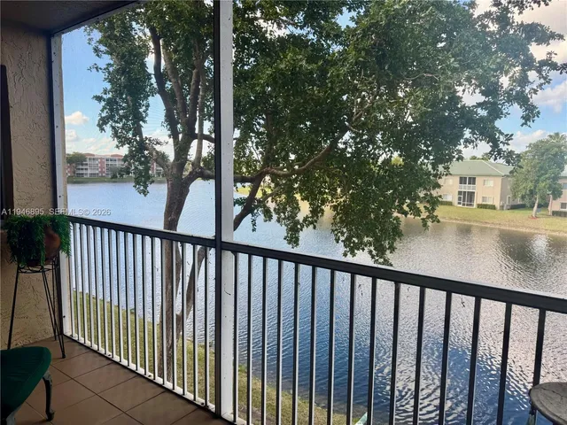$244,900 | 7751 Southampton Terrace, Unit 310, Tamarac, FL 33321