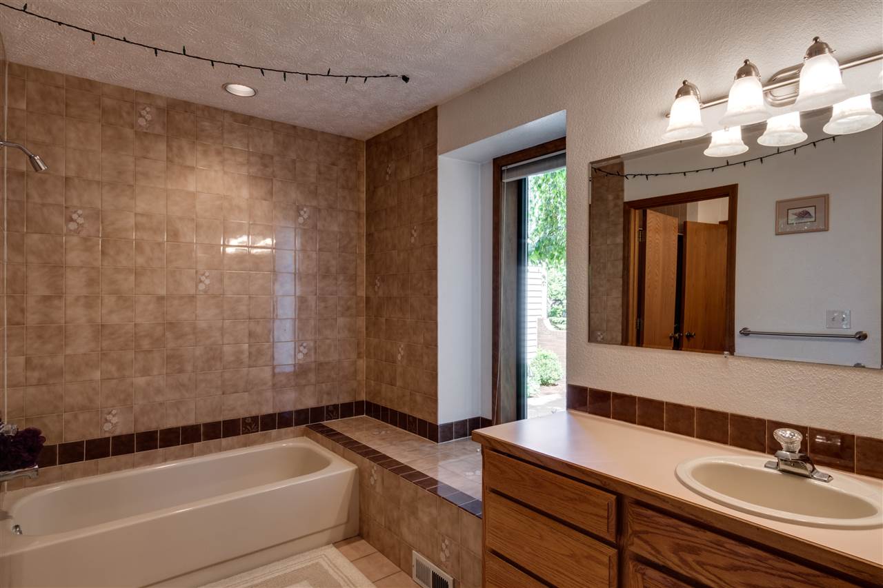 15209 North Shady Slope Road Spokane, WA 99208 - Photo 11 of 20