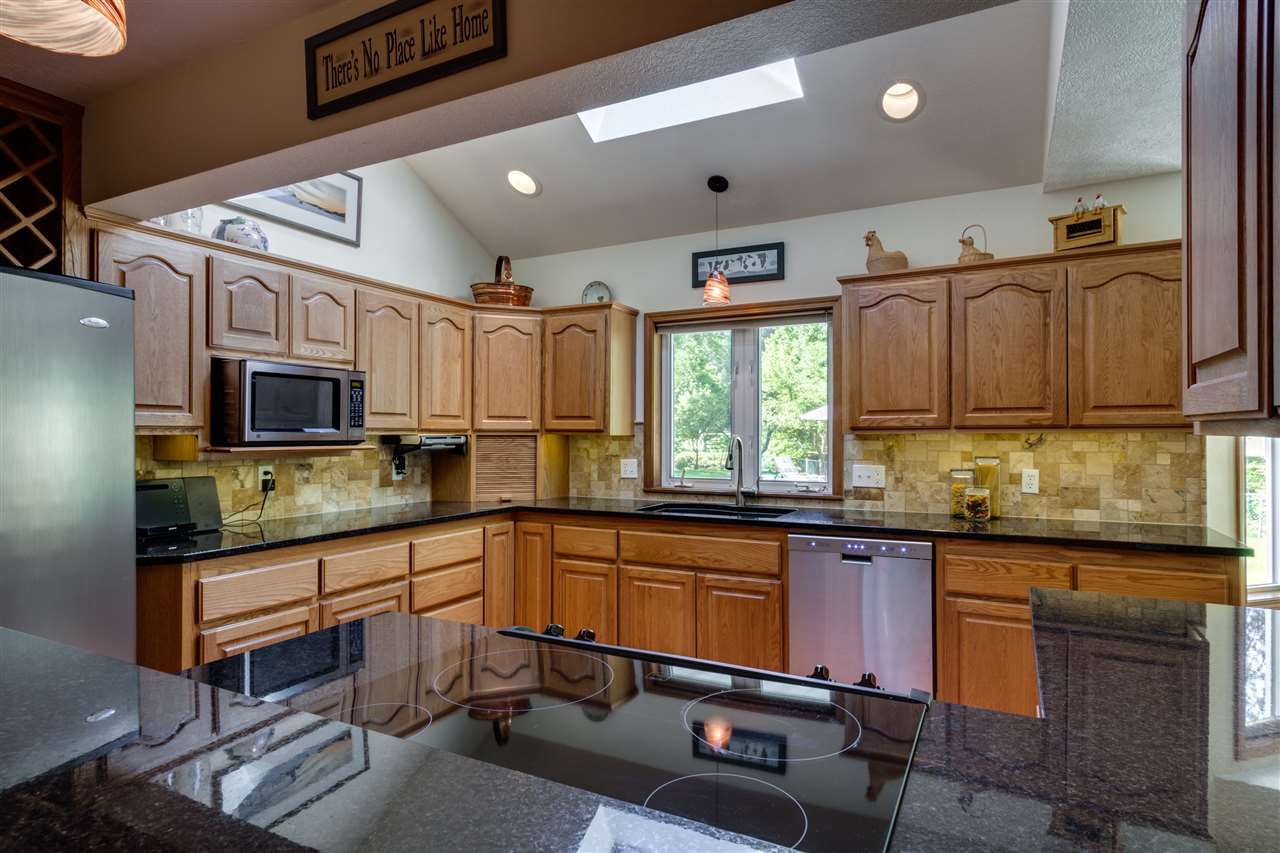 15209 North Shady Slope Road Spokane, WA 99208 - Photo 5 of 20