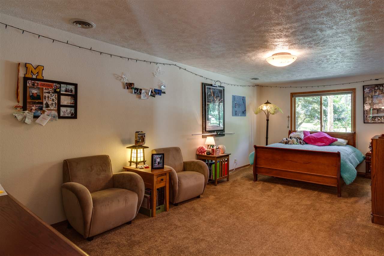 15209 North Shady Slope Road Spokane, WA 99208 - Photo 10 of 20