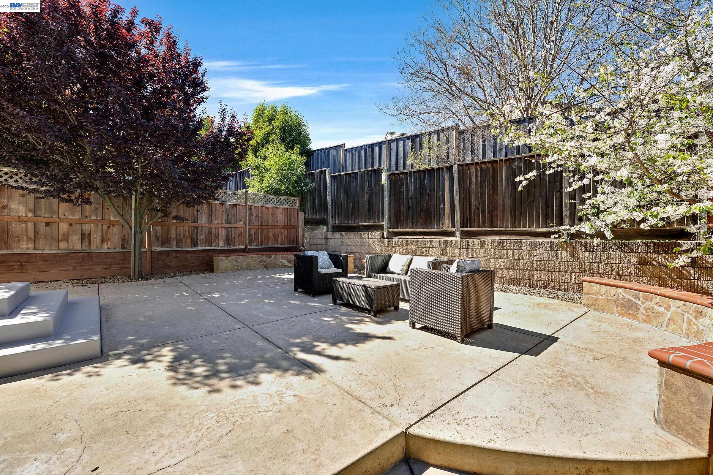 18595 Laredo Road Castro Valley, CA 94546 - Photo 22 of 26