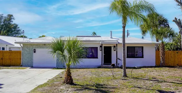 $4,500 | 4739 Baywood Point South, Gulfport, FL 33711