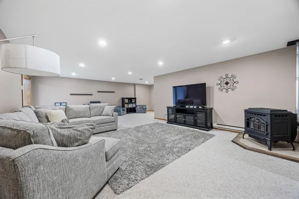 $454,900 | 412 Daisy Lane, Ada, MN 56510